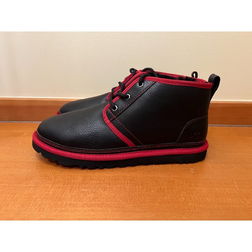 NEW UGG Australia Black Leather Fur Lined Neumel Chukka Boot 11337779 Size 9